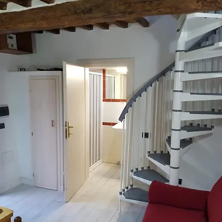 Luciano & Norma's House La Torre Daire *