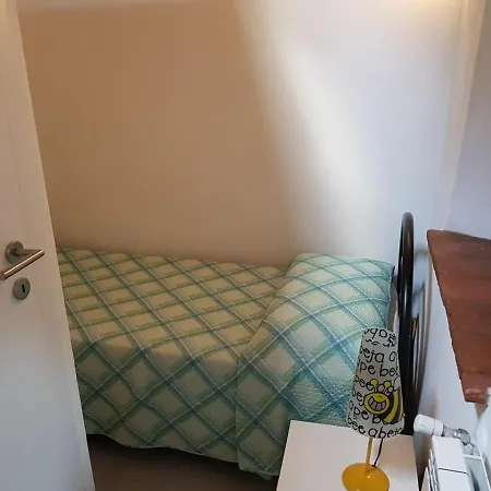 Luciano & Norma's House La Torre Daire *